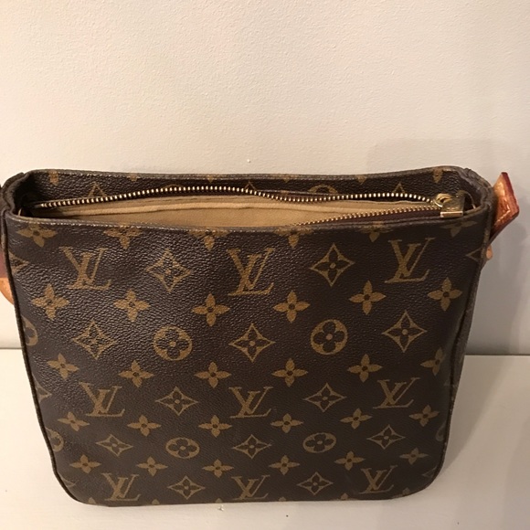 Authentic Louis Vuitton bag - Picture 1 of 4