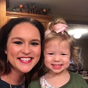 Meet your Posher, Nicole