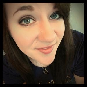 Meet your Posher, Shelby