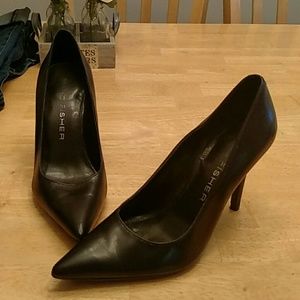 Marc Fisher Black Leather Pumps