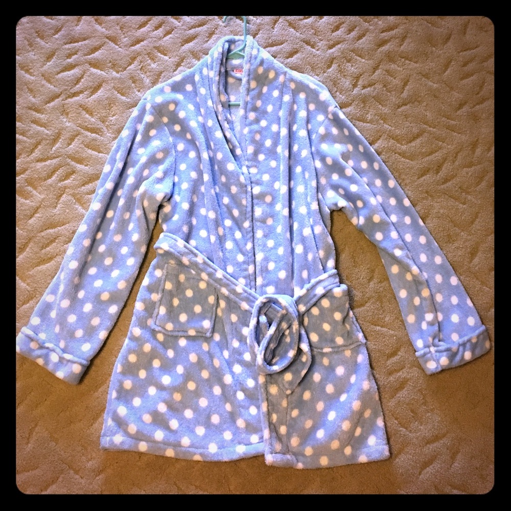 Soft bath/lounge robe!