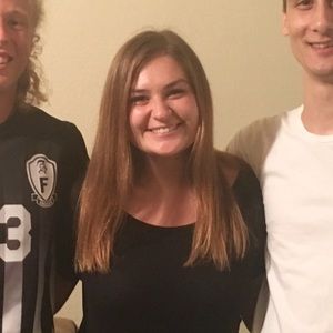 Meet your Posher, Mallory