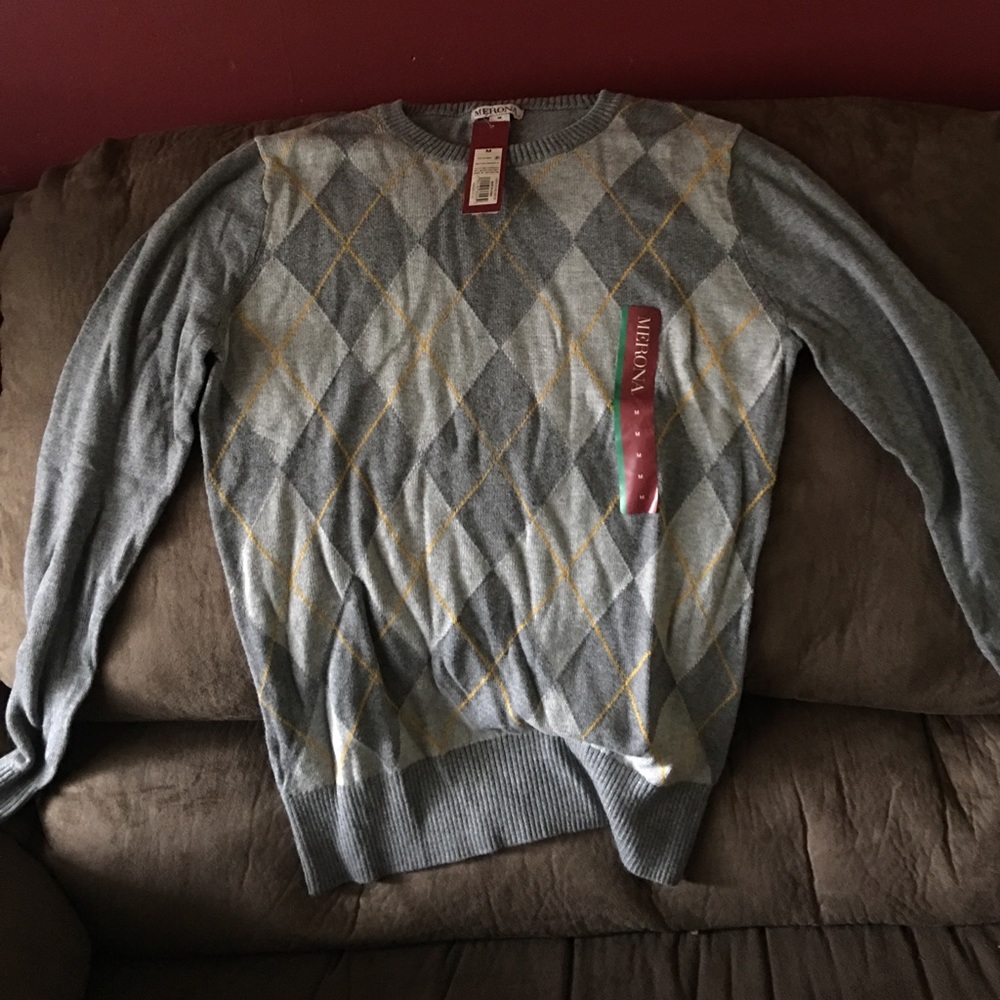 Women's sweater size medium