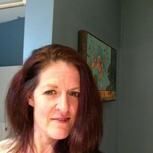 Meet your Posher, Regis