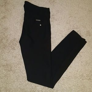 Black skinny jeggings