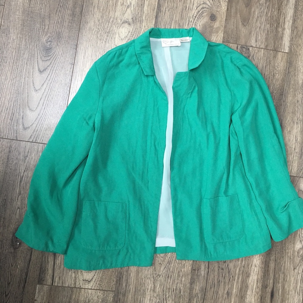 Green silky soft blazer