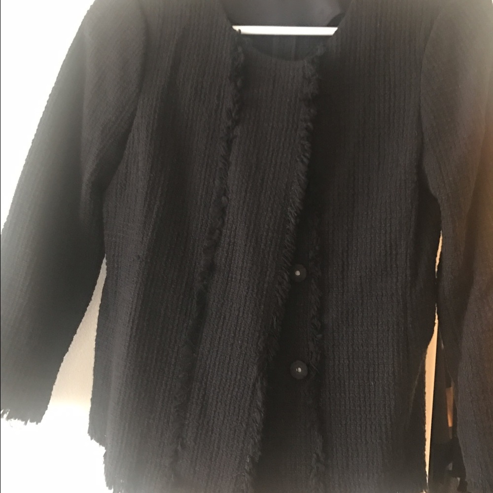 Ann Taylor collarless fringe coat