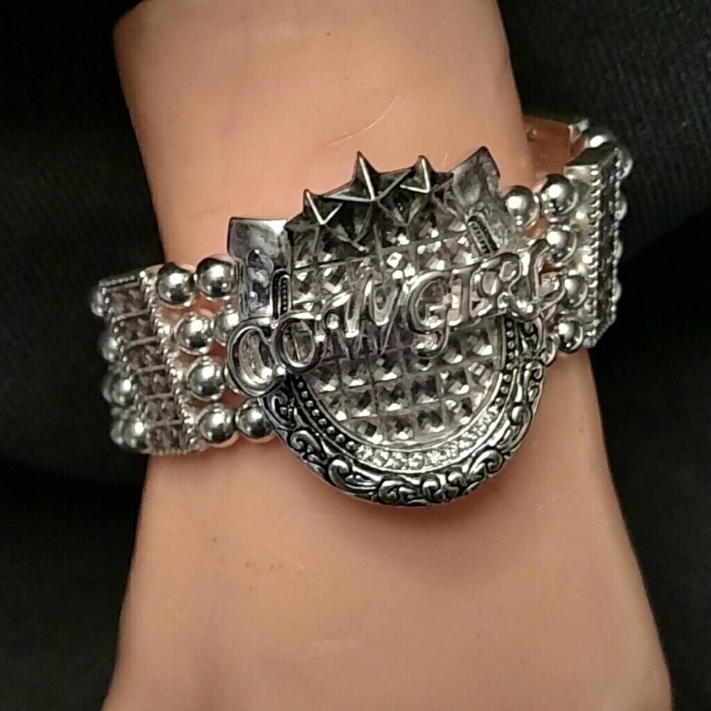 Cowgirl bracelet silver bling one size stretch