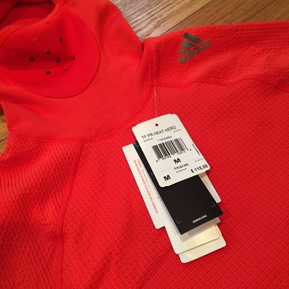 adidas Techfit Heat Hoodie Runningshirt - RT $115 - Picture 4 of 8