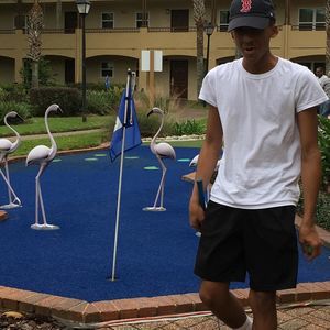 Meet your Posher, Larry