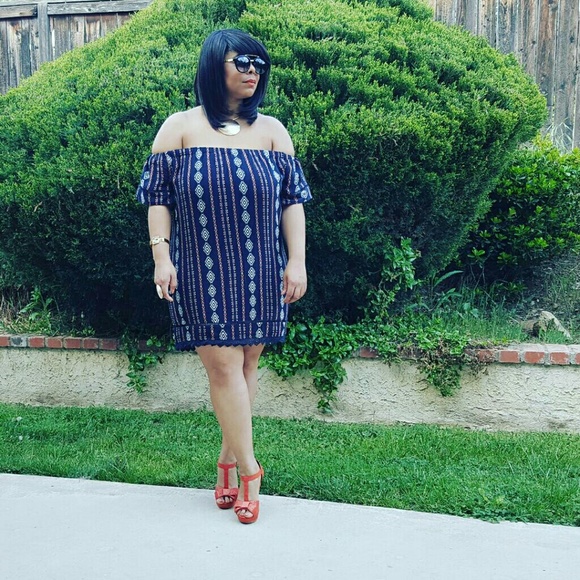 OFF THE SHOULDER NAVY PRINT DRESS - Picture 2 of 3