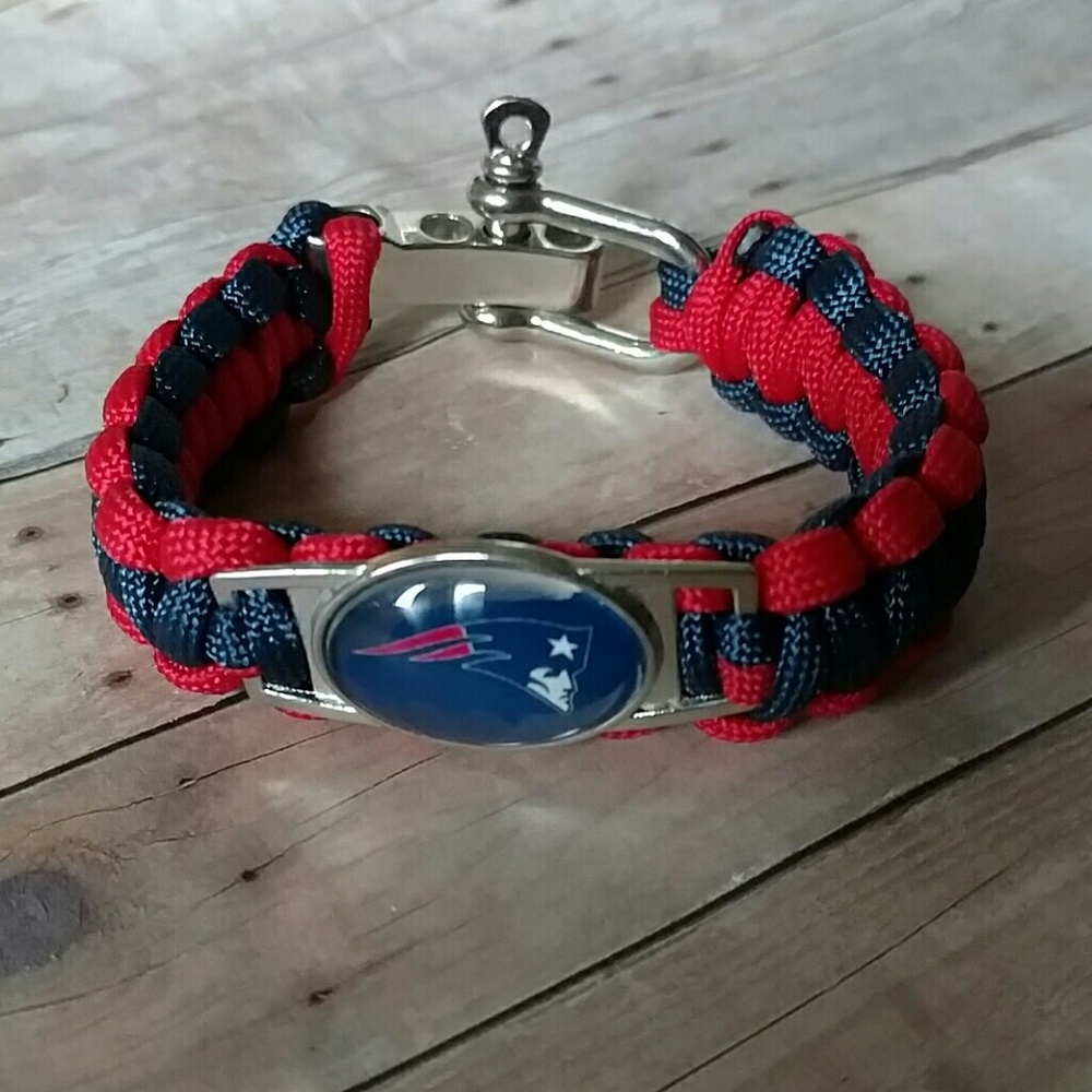 Adjustable paracord patriots NFL football Bracele