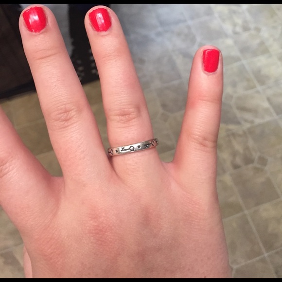 Real silver ring - Picture 1 of 2
