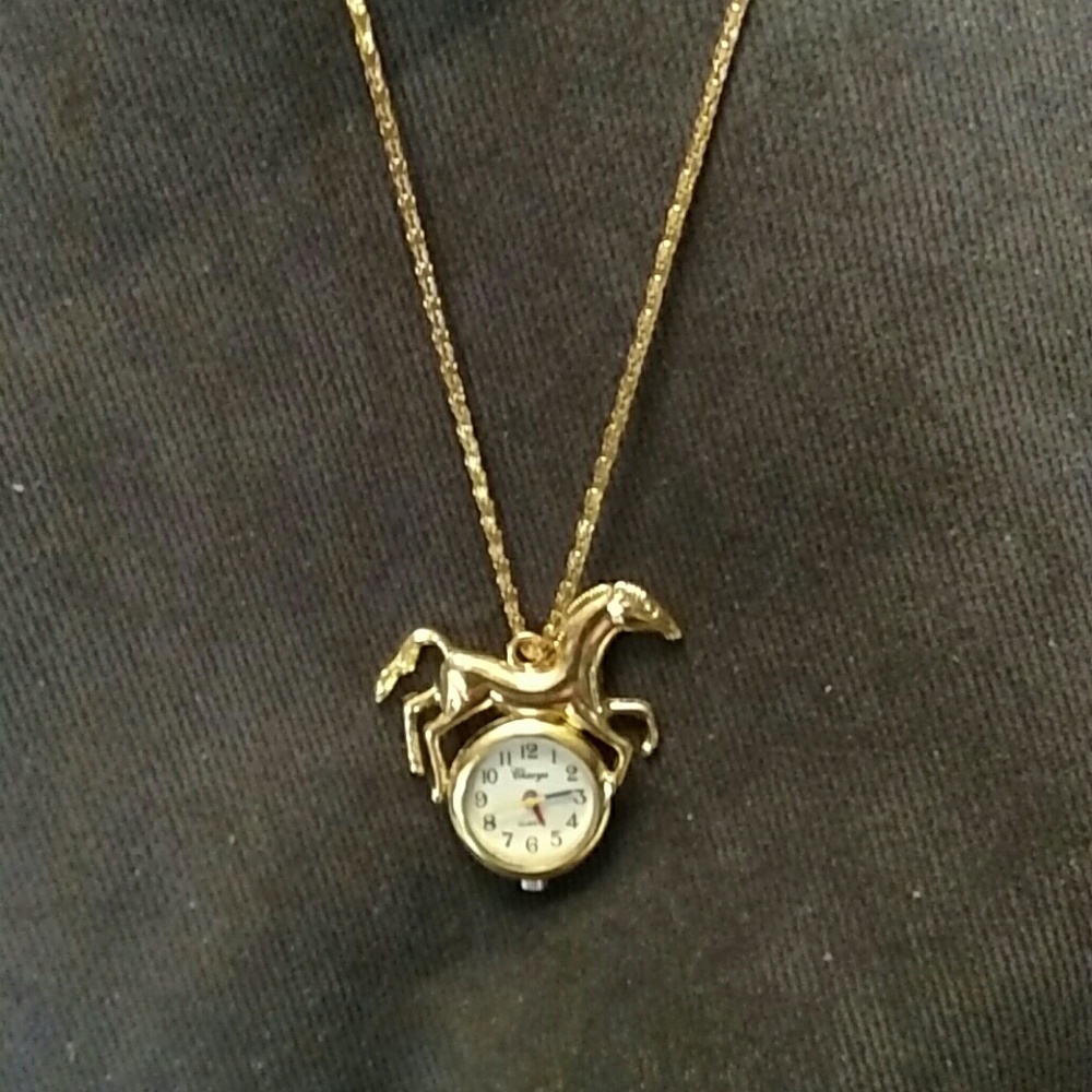 Horse warch necklace