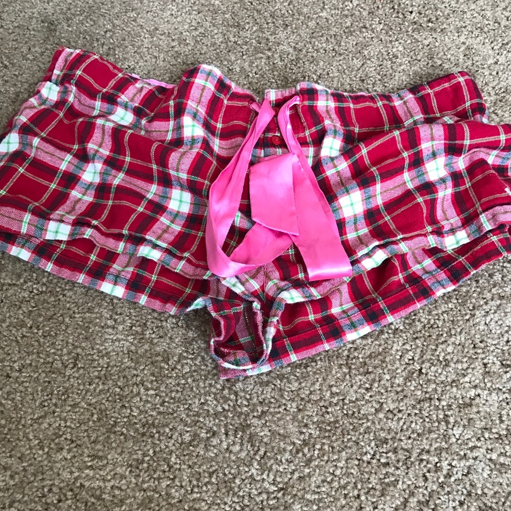 Victoria secrets pink sleep shorts size large ❤️