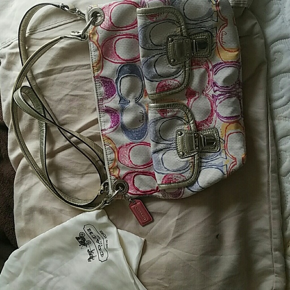 Coach "Poppy" Shoulder Bag - Picture 1 of 8