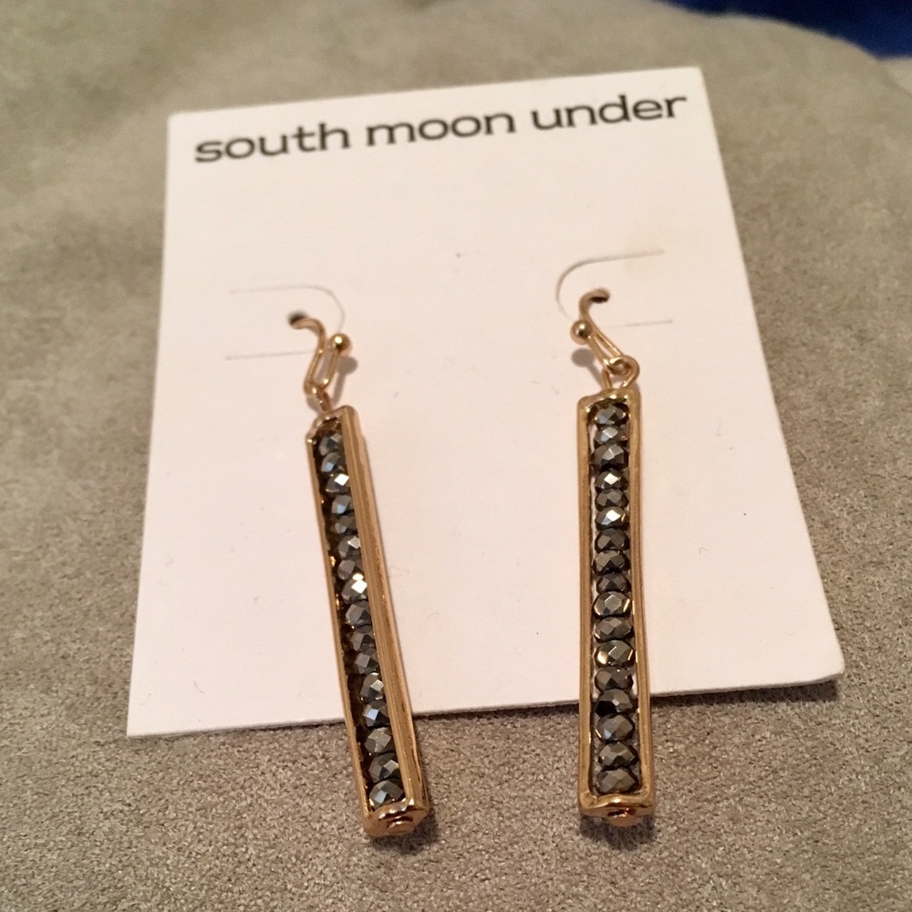 Boutique sparkle/gold rectangle earrings ✨