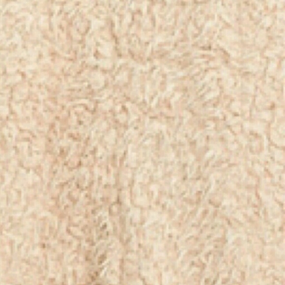 BLUSH PINK FAUX SHEARLING VEST - Picture 3 of 3