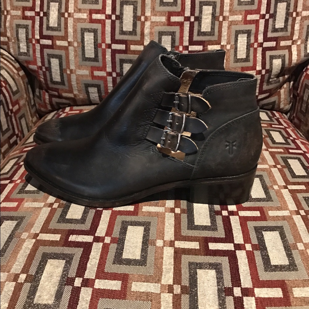 New frye bootie - Picture 4 of 8