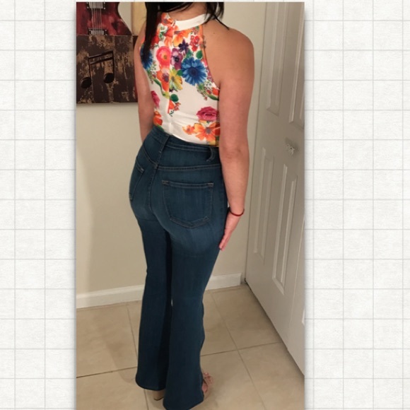 Floral Bodysuit - Picture 2 of 4