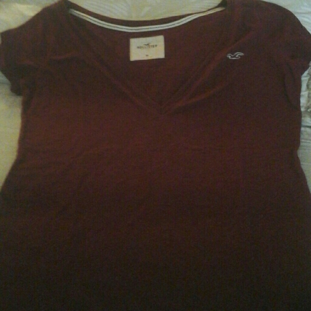 Hollister v neck t shirt