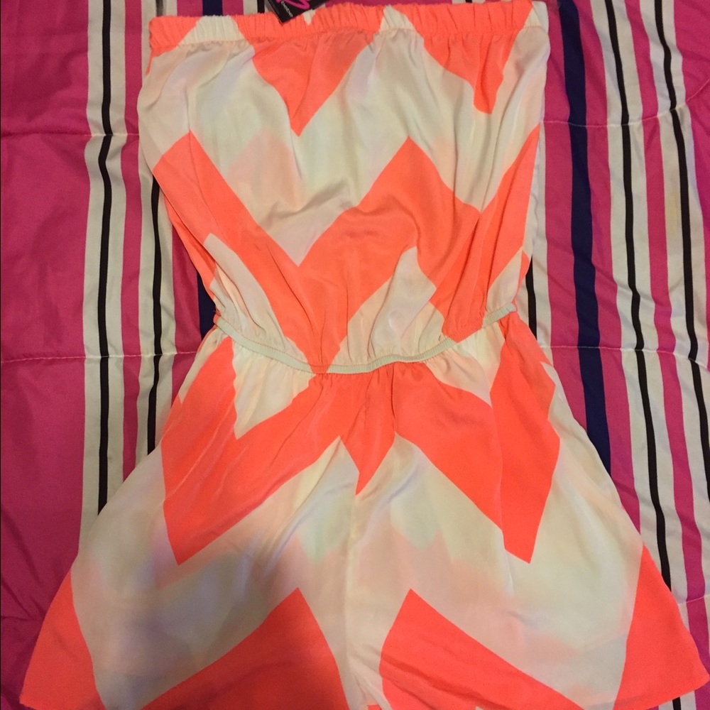 Bebe Romper💓 SOLD📱📱