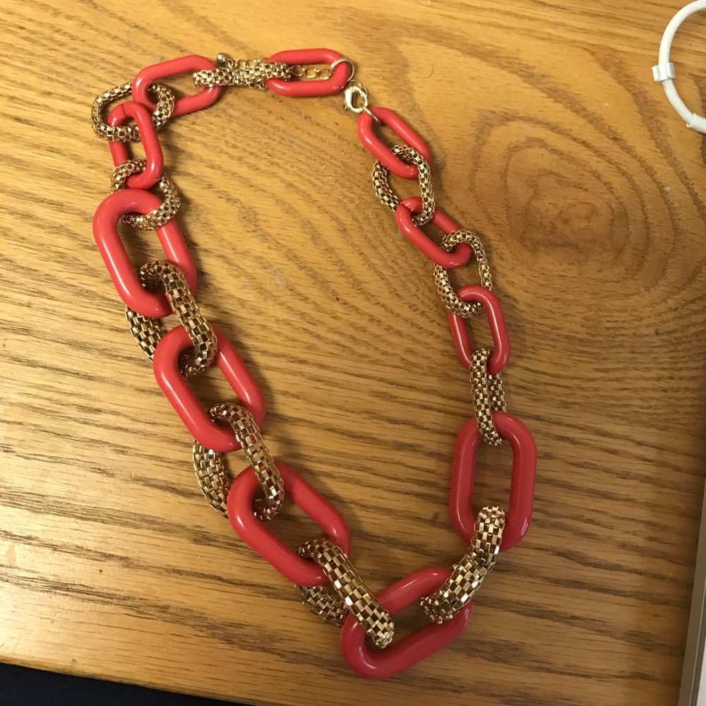 Gold and Pink Chain Link necklace
