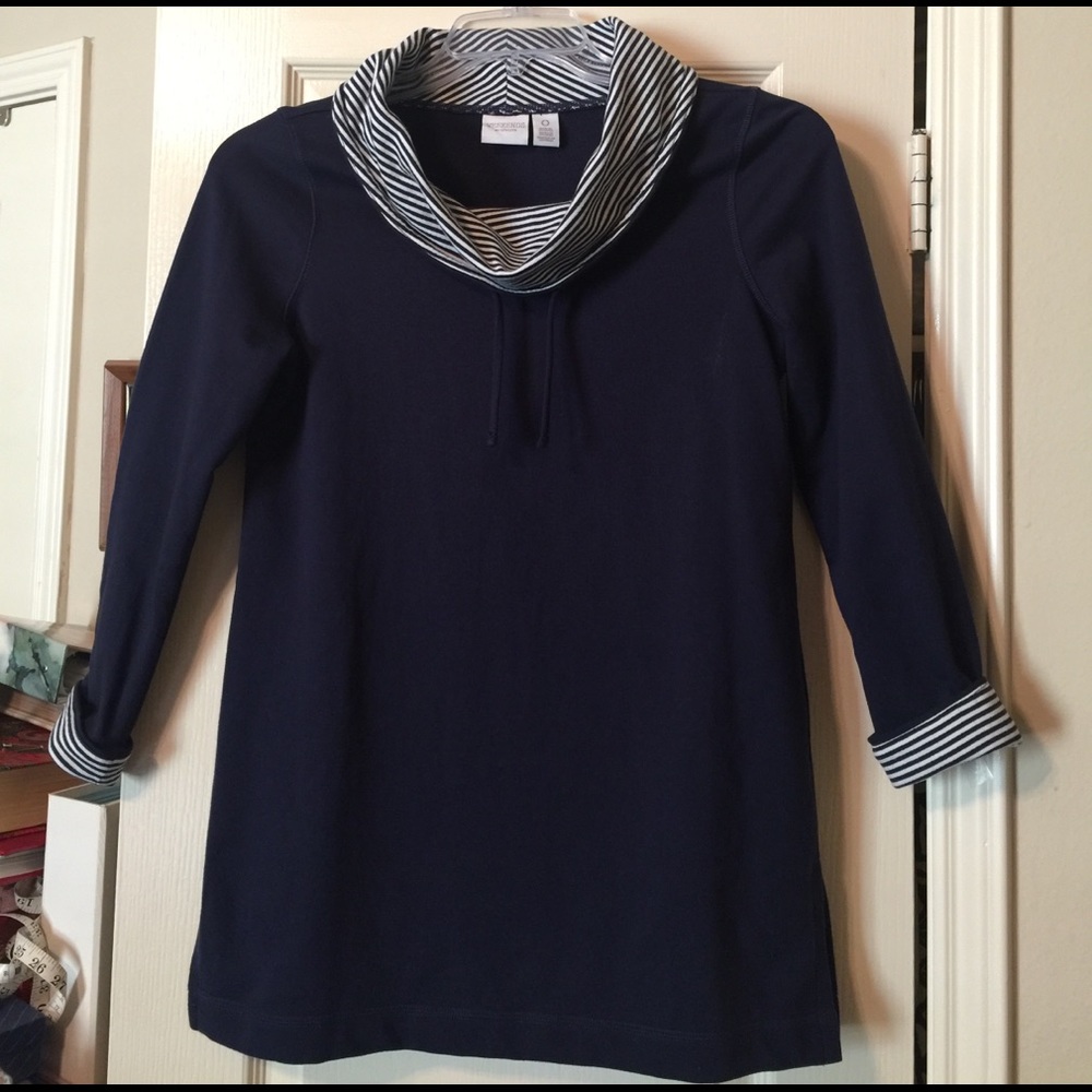 Like new Chicos navy tunic