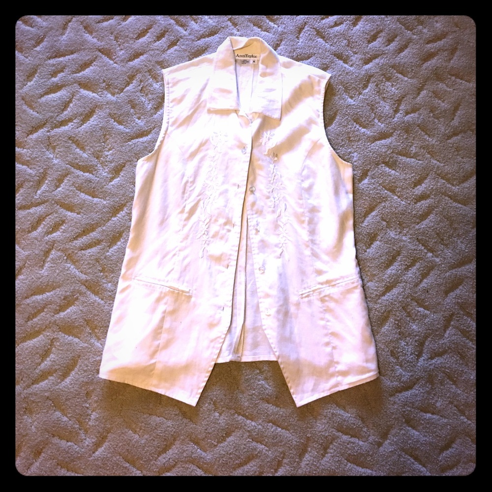 Cream Linen Sleeveless Top