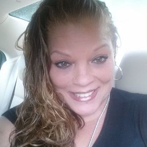 Meet your Posher, Angie