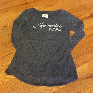 Abercrombie and Fitch ladies sz m long sleeve tee