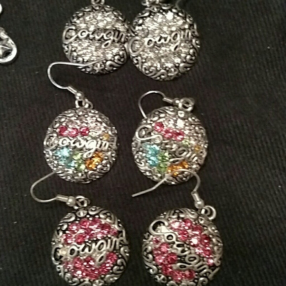 Cowgirl earrings (pierced) 1 pair - Picture 2 of 4