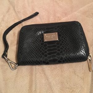 MICHAEL KORS  multifunction wallet