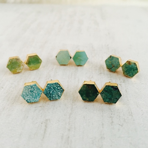 ⭐️ ONE LEFT ⭐️ Natural Turquoise Hexagon Studs - Picture 2 of 8