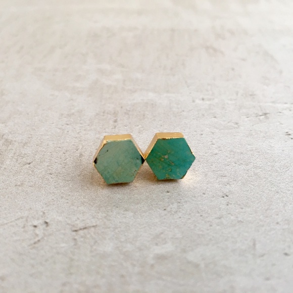 ⭐️ ONE LEFT ⭐️ Natural Turquoise Hexagon Studs - Picture 7 of 8