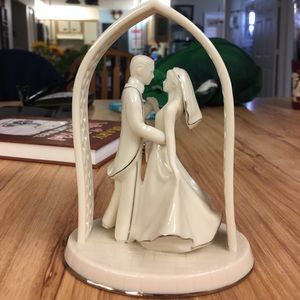 Lenox bride and groom figurine