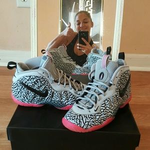Nike foamposite. Ready to ship!