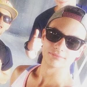 Meet your Posher, Zach