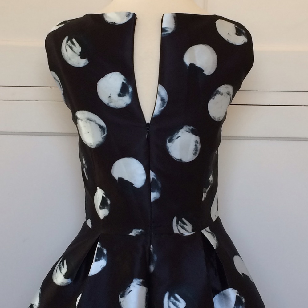 Black & White Polka-Dot Dress - Picture 4 of 8