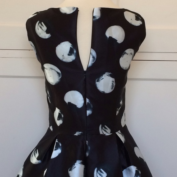 Black & White Polka-Dot Dress - Picture 4 of 8