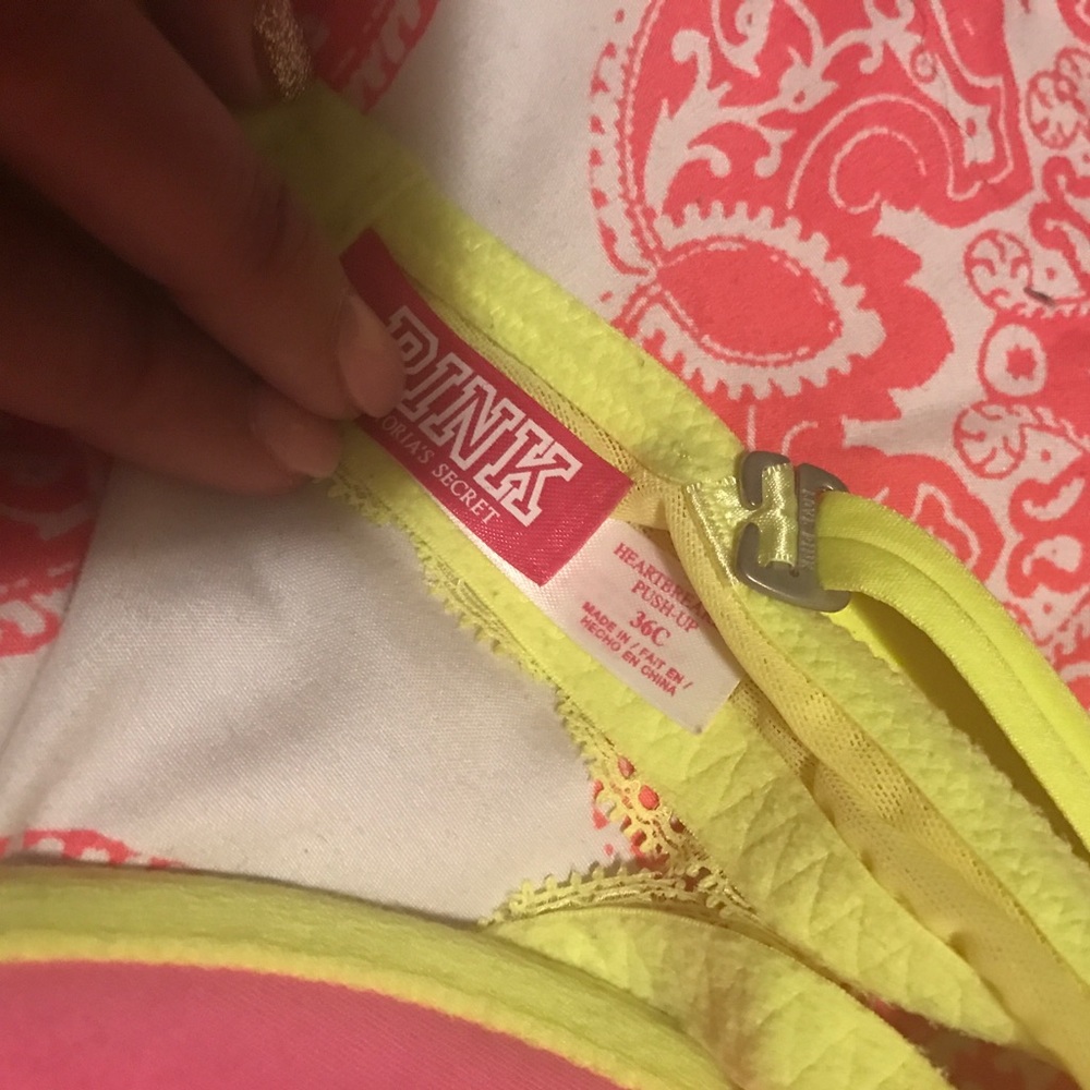 Bra - Picture 2 of 3