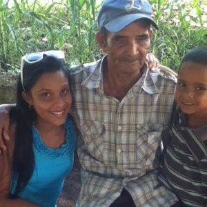 Meet your Posher, Elba lina