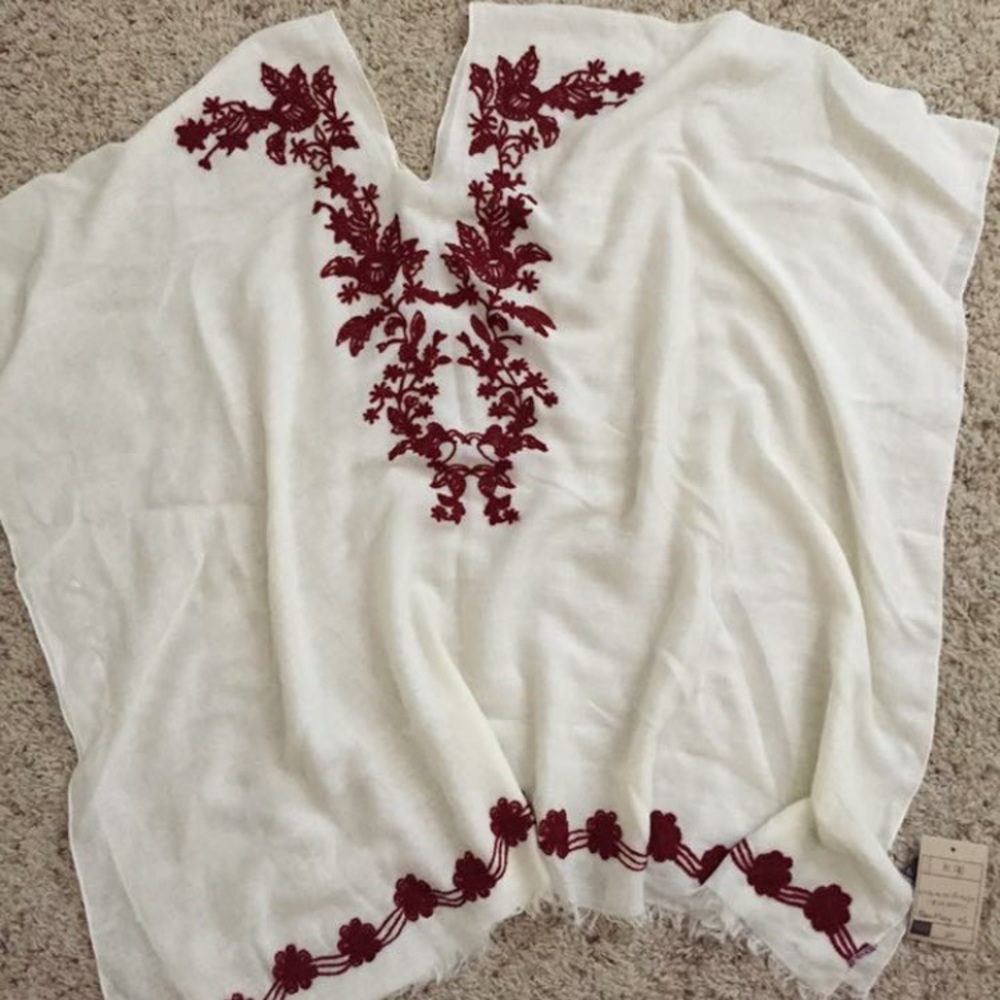 NWT embroidered poncho--one size