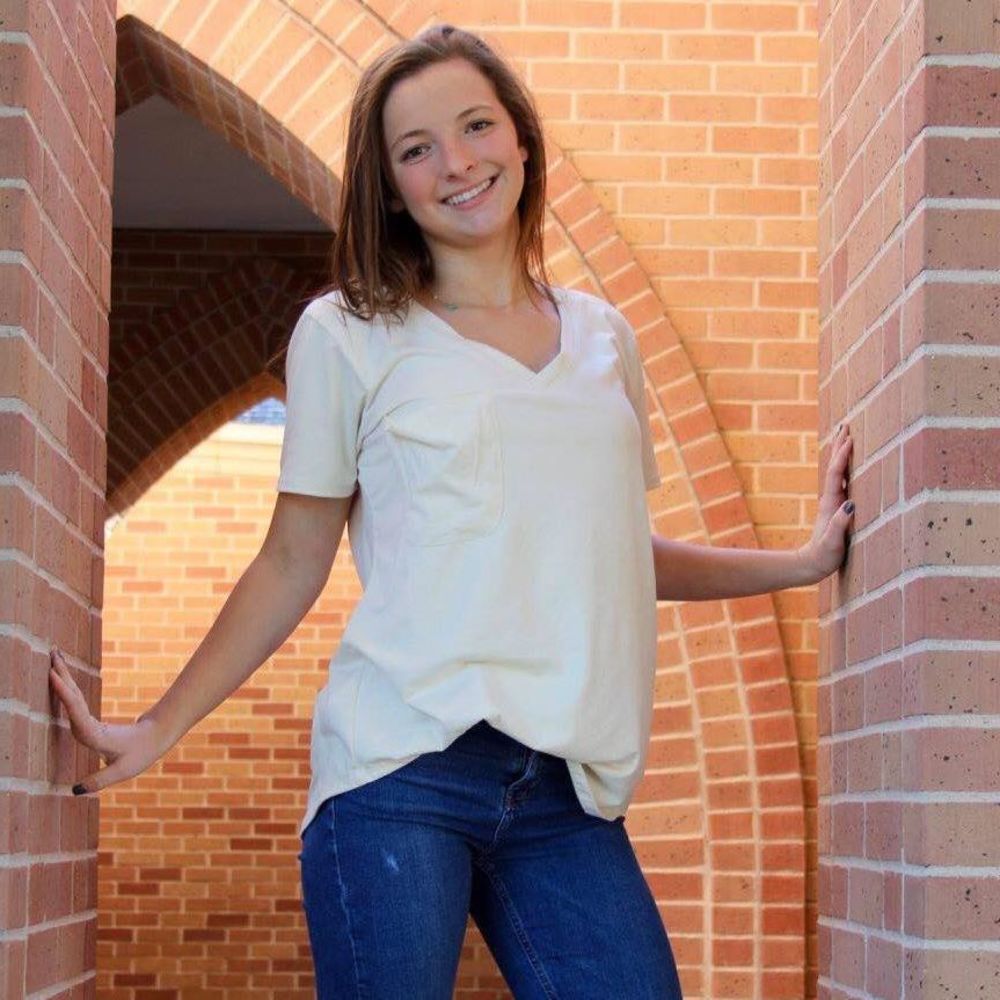 Meet your Posher, Lizzie