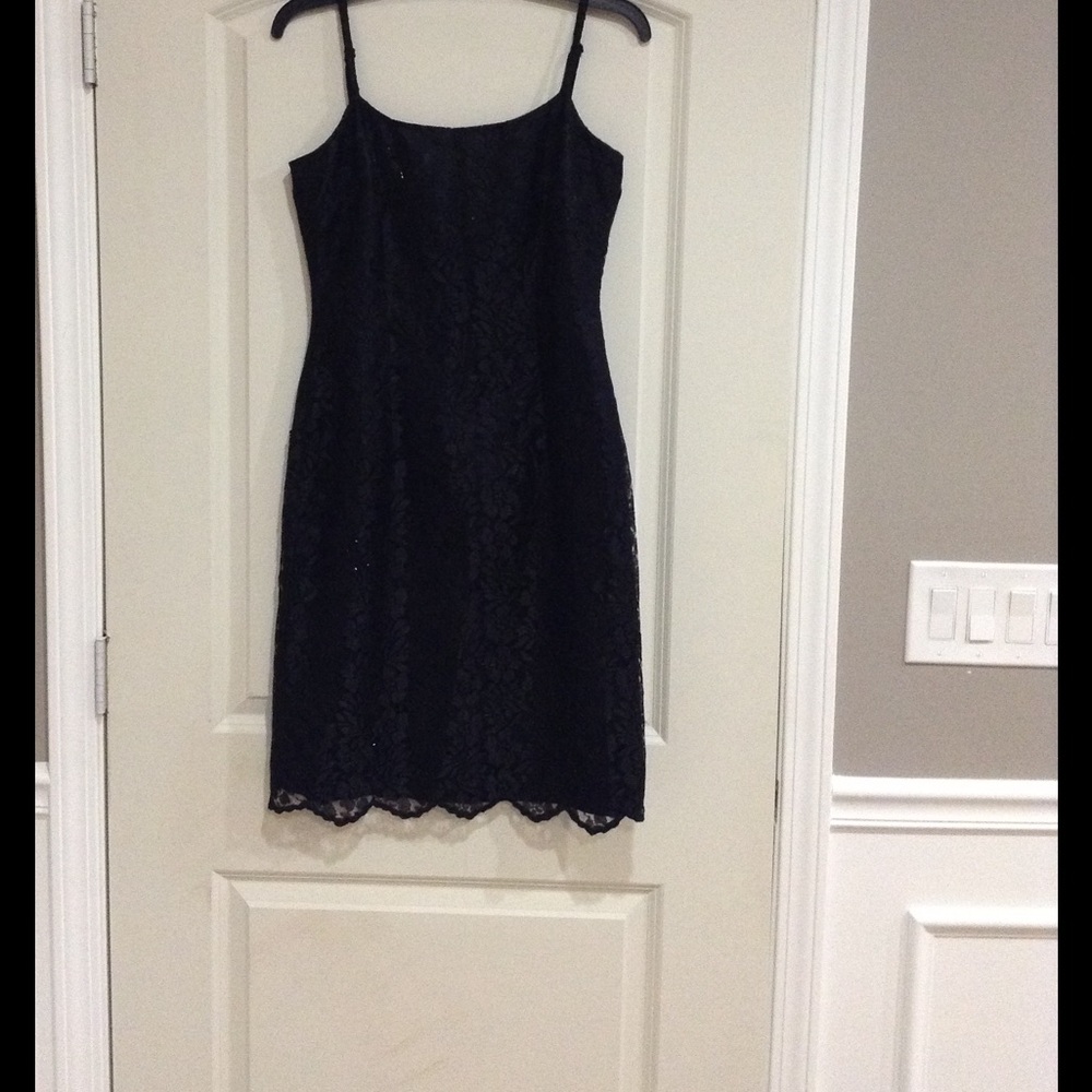 Donna Gray black lace dress