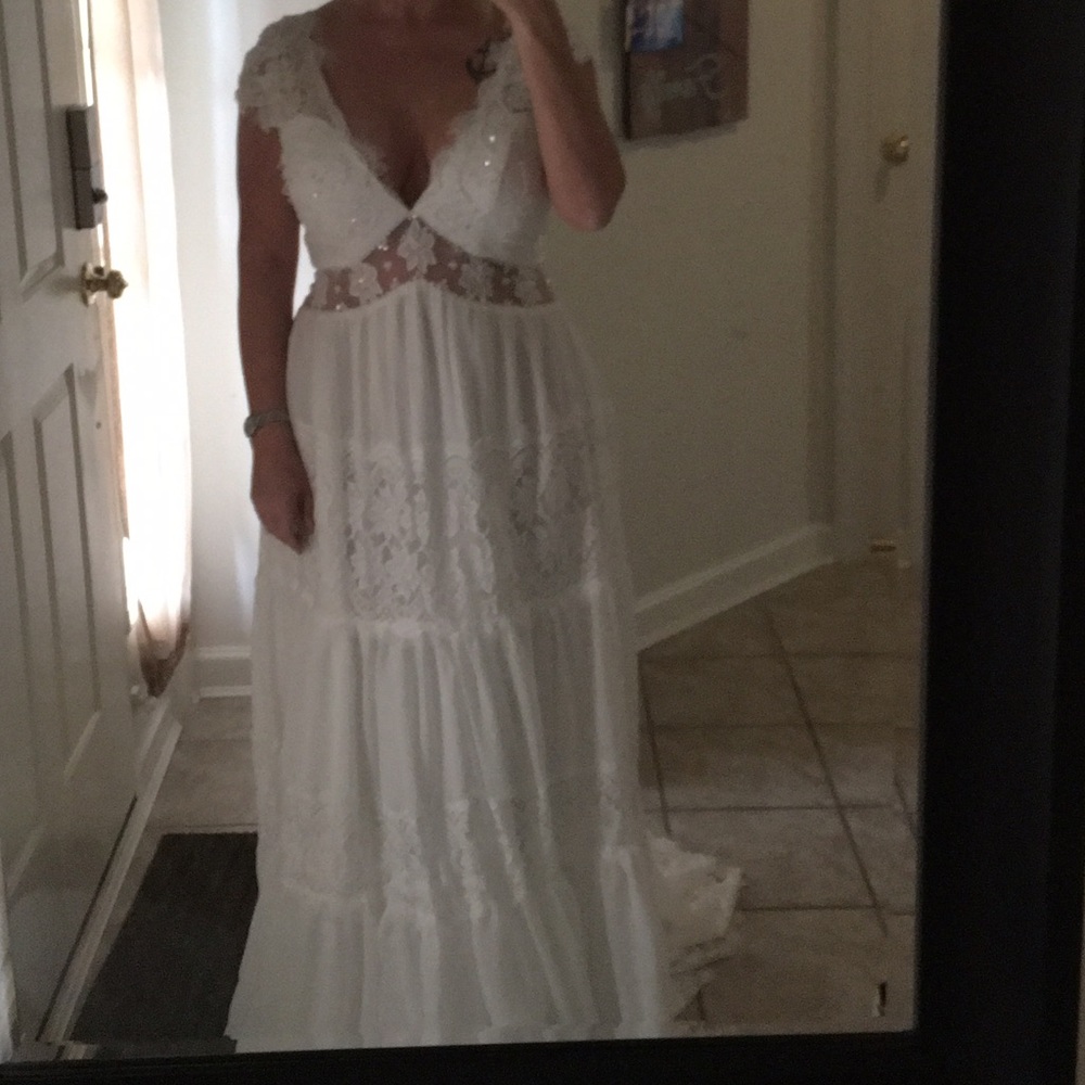 Vintage lace wedding dress replica