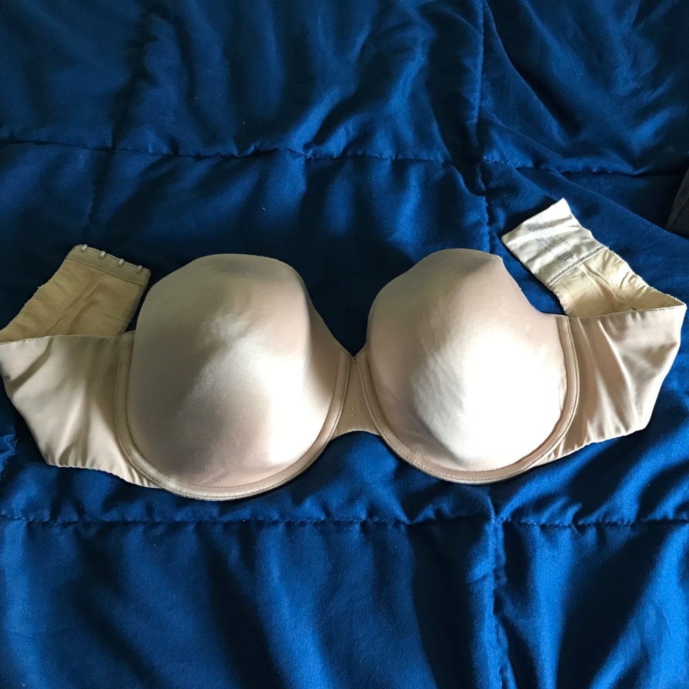Strapless bra