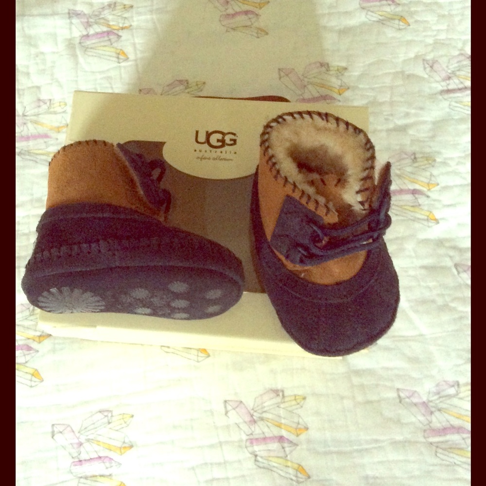 NWT 0-6 Ugg Baby Boots