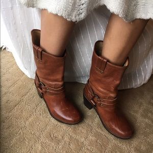 Tan Frye harness mid cafe boots 7