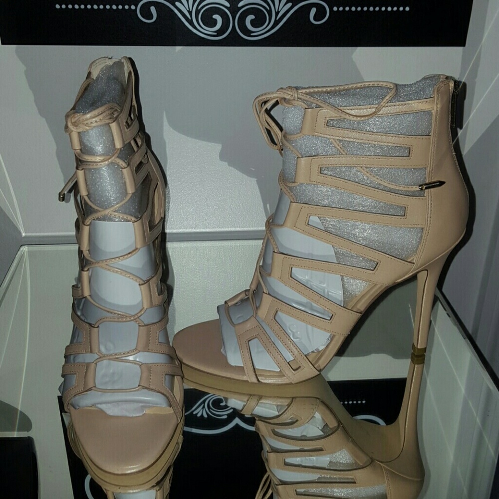 * FINAL PRICE*NEW IVANKA TRUMP HALLEE SANDALS - Picture 6 of 8